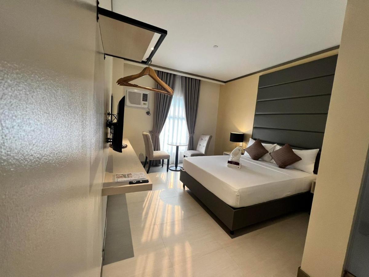 Yes Hotel Imus Cavite Exterior photo