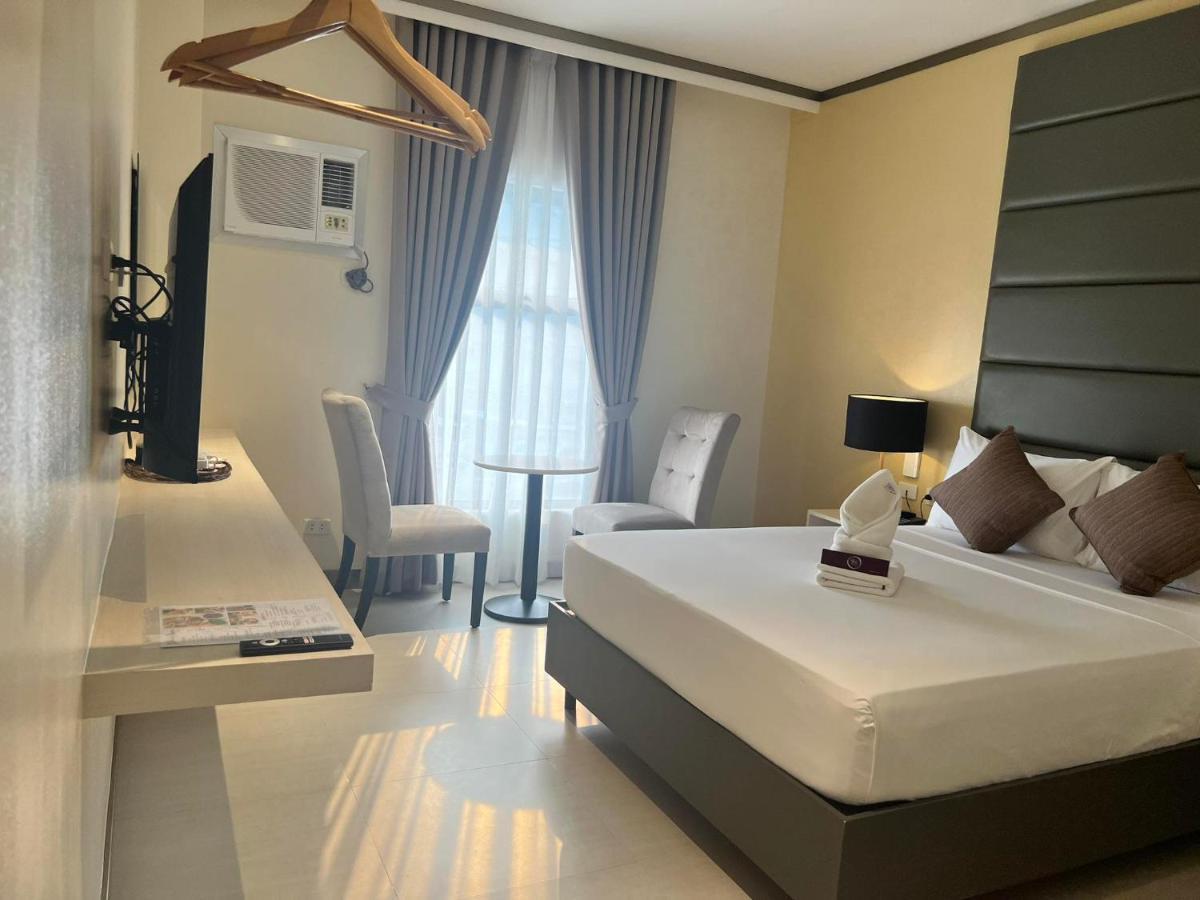 Yes Hotel Imus Cavite Exterior photo